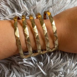 2 GOLD WRIST CUFFS